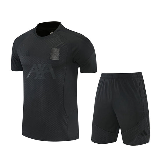 Liverpool Trainingsset 26/27 Trikot und Shorts