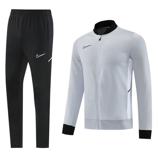 Nike Trainingsanzug Jacke Grau und Hose Schwarz Herren