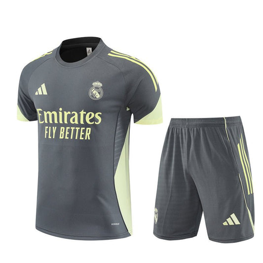 Real Madrid Madrid Trainingsset 25/26 Trikot und Shorts Grau
