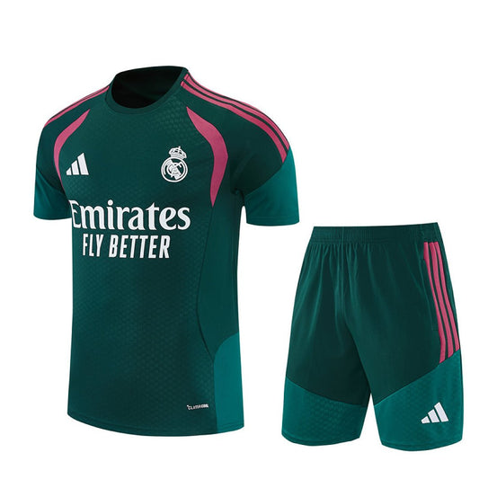 Real Madrid Trainingsset 2026/2027 Trikot und Shorts Grün