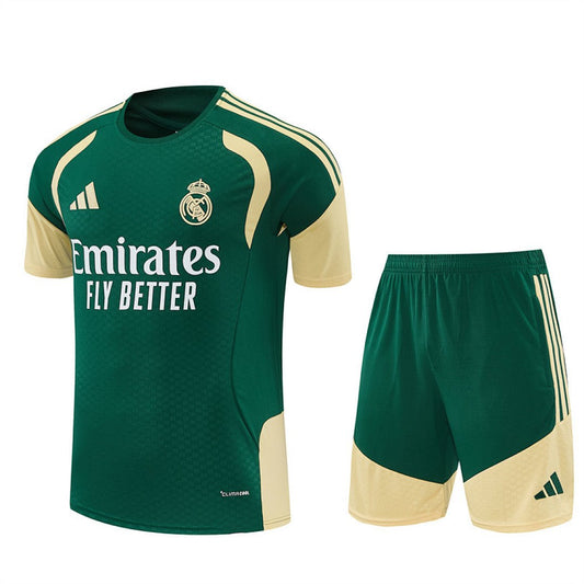 Real Madrid Trainingsset 26/27 Trikot und Shorts Grün