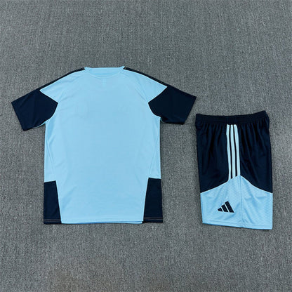 Argentinien Trainingsset 26/27 Trikot und Shorts Blau