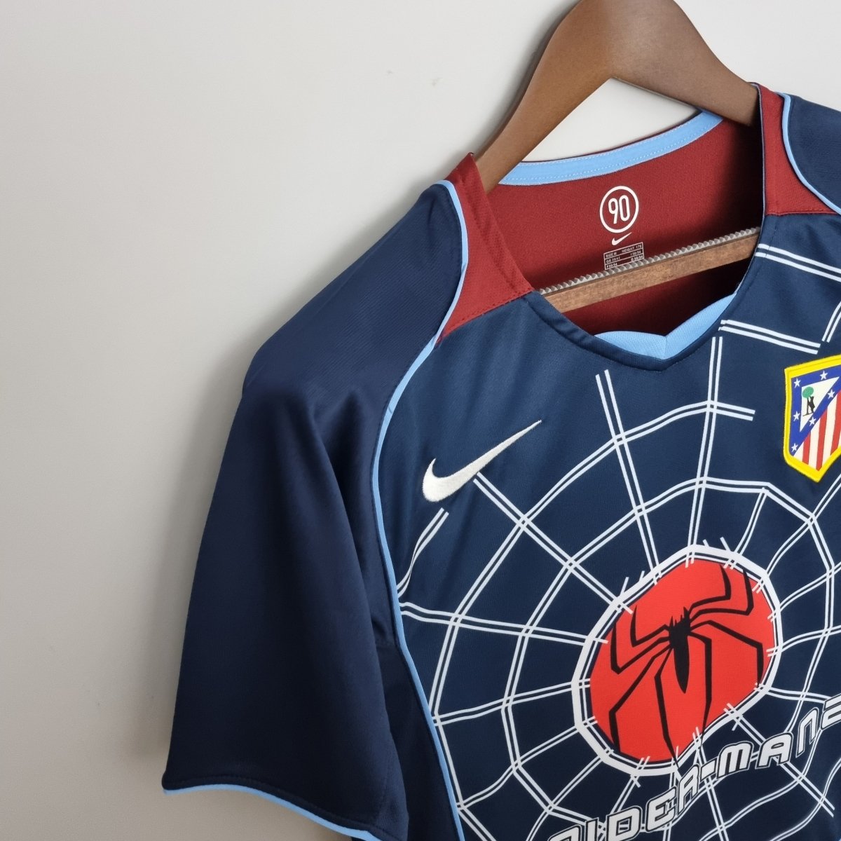 Atlético Madrid Auswärtstrikot 04/05 Herren Fan-Version (Retro)