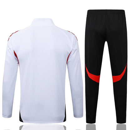 Bayern München Trainingsanzug 25/26 Jacke Weiß und Hose Schwarz