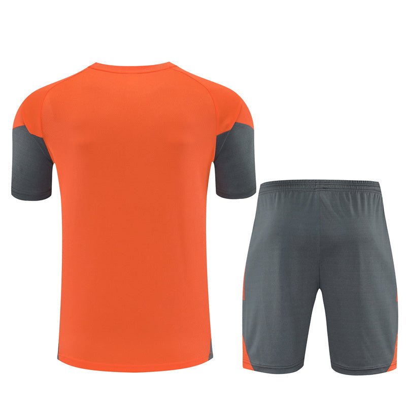 Bayern München Trainingsset 25/26 Trikot und Shorts