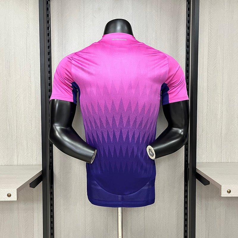 Deutschland Auswärtstrikot 24/25 Herren Spieler-Version Rosa