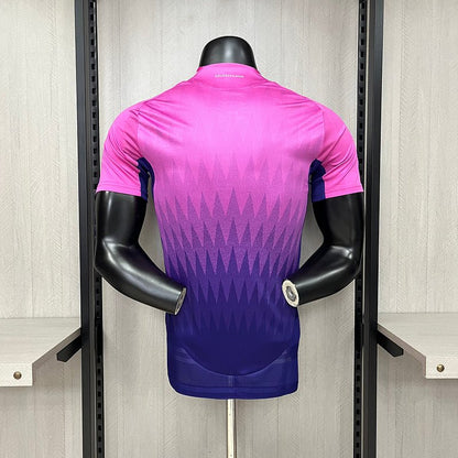 Deutschland Auswärtstrikot 24/25 Herren Spieler-Version Rosa