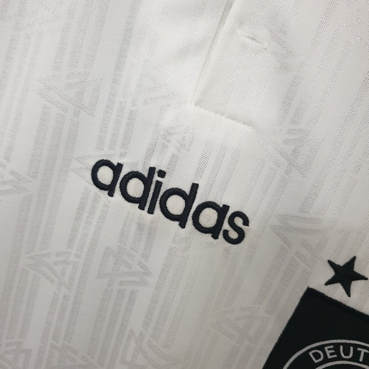 Deutschland Heimtrikot 1996 Herren Fan-version (Retro)