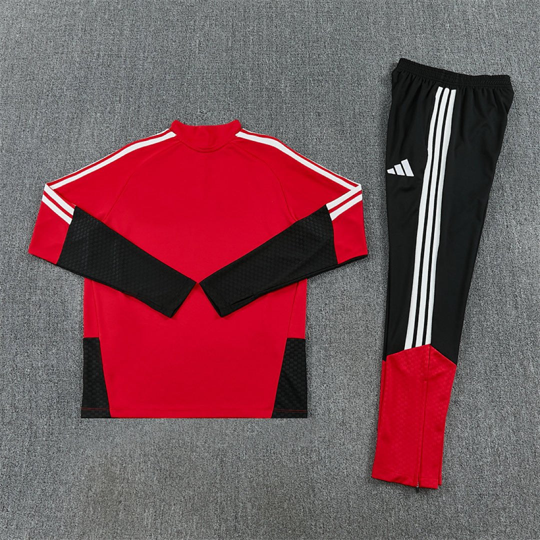 Deutschland Trainingsanzug 26/27 Herren Jacke Rot und Hose Schwarz