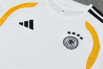 Deutschland Trainingsset 26/27 Trikot Weiß und Shorts Schwarz