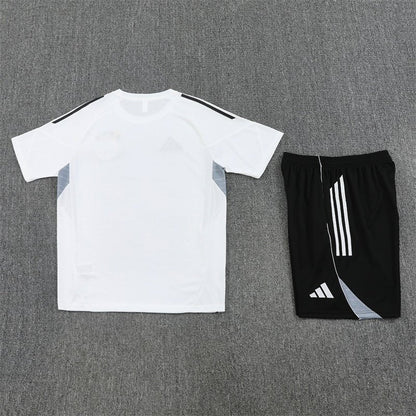 Deutschland Trainingsset 25/26 Trikot Weiß und Shorts Schwarz