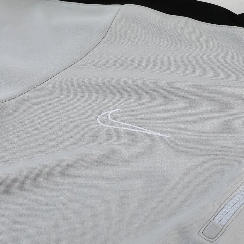 Herren-Trainingsanzug mit Jacke und Hose von Nike