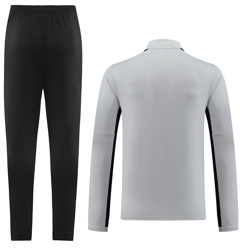 Herren-Trainingsanzug mit Jacke und Hose von Nike