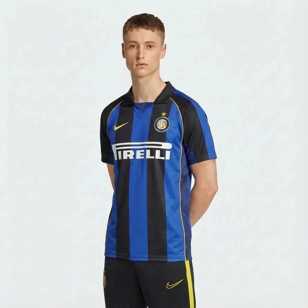Inter Mailand Heimtrikot 01/02 Herren Fan-Version (Retro)