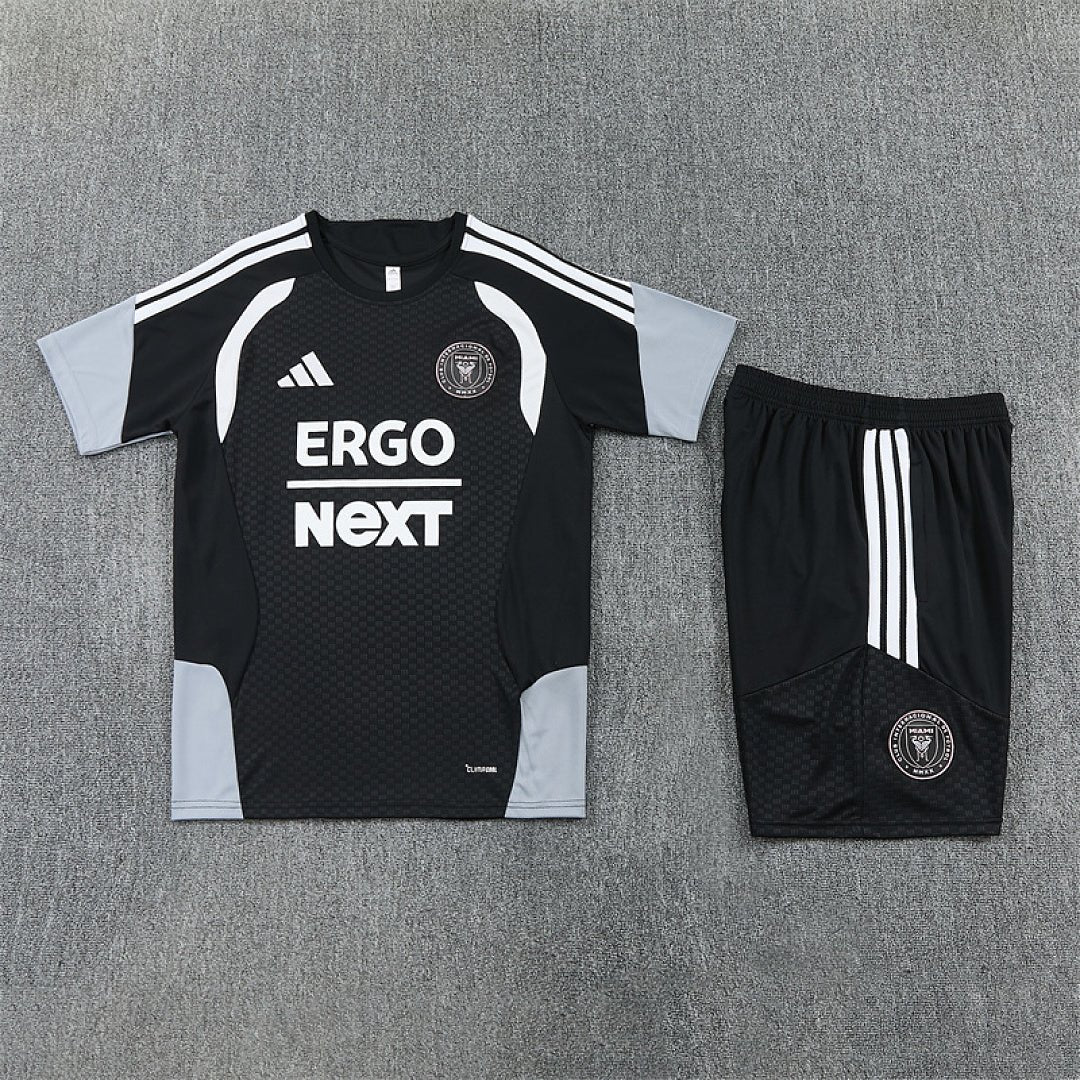 Inter Miami Trainingsset 2026/27 Trikot und Shorts Schwarz