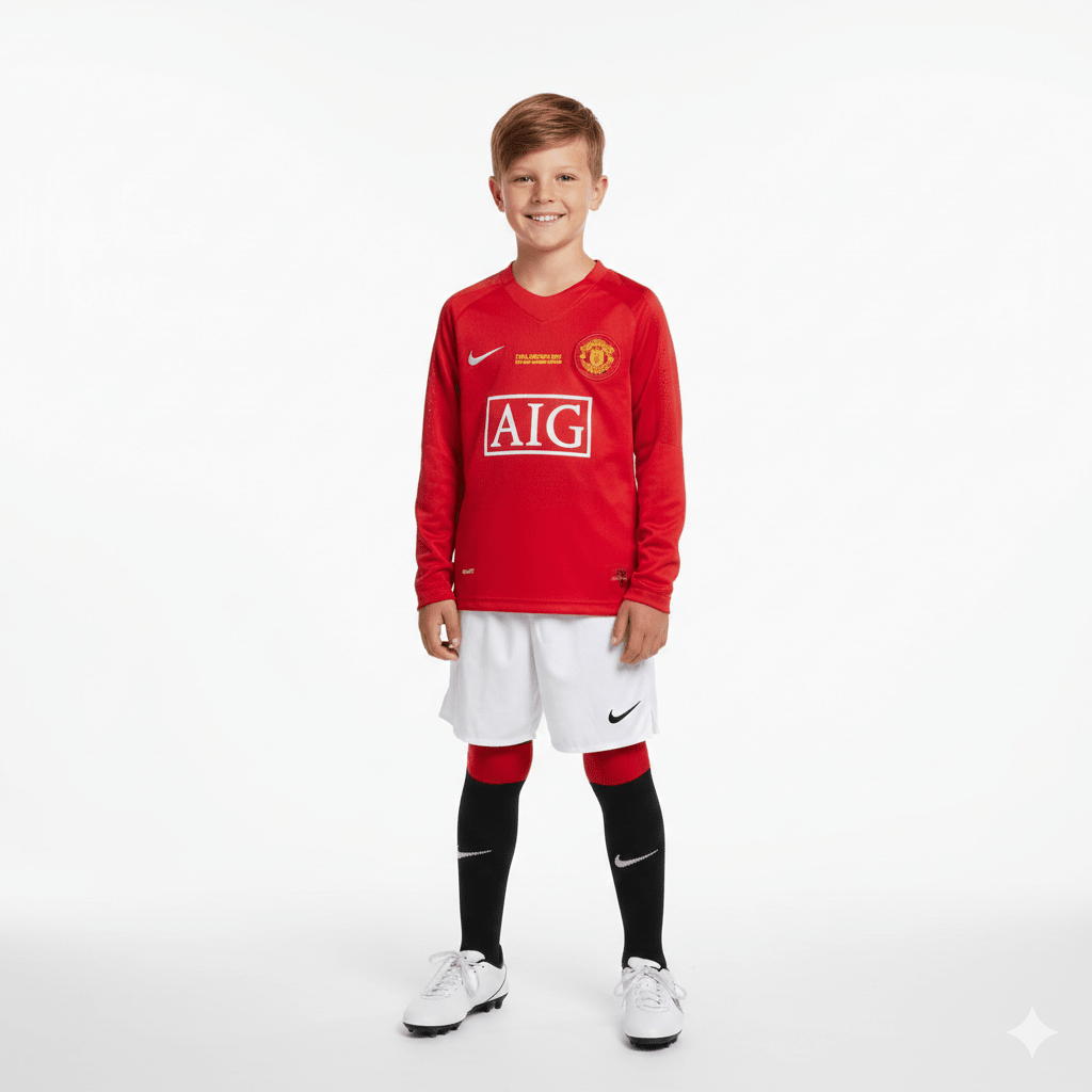 Kinder-Set Manchester United Langarm Heimtrikot 2007/08 Trikot und Shorts (Retro)