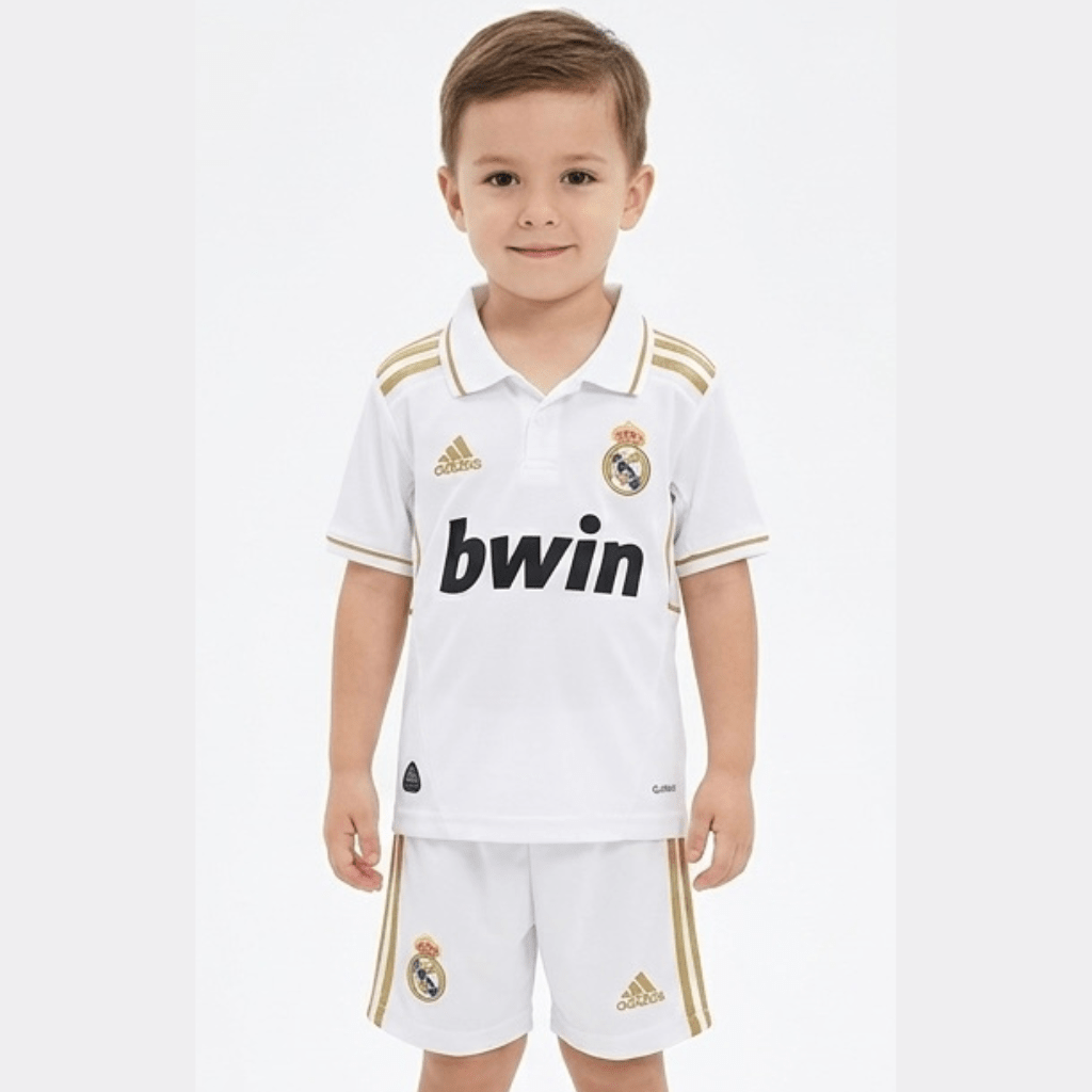 Kinder-Set Real Madrid Heim 11/12 (Retro)
