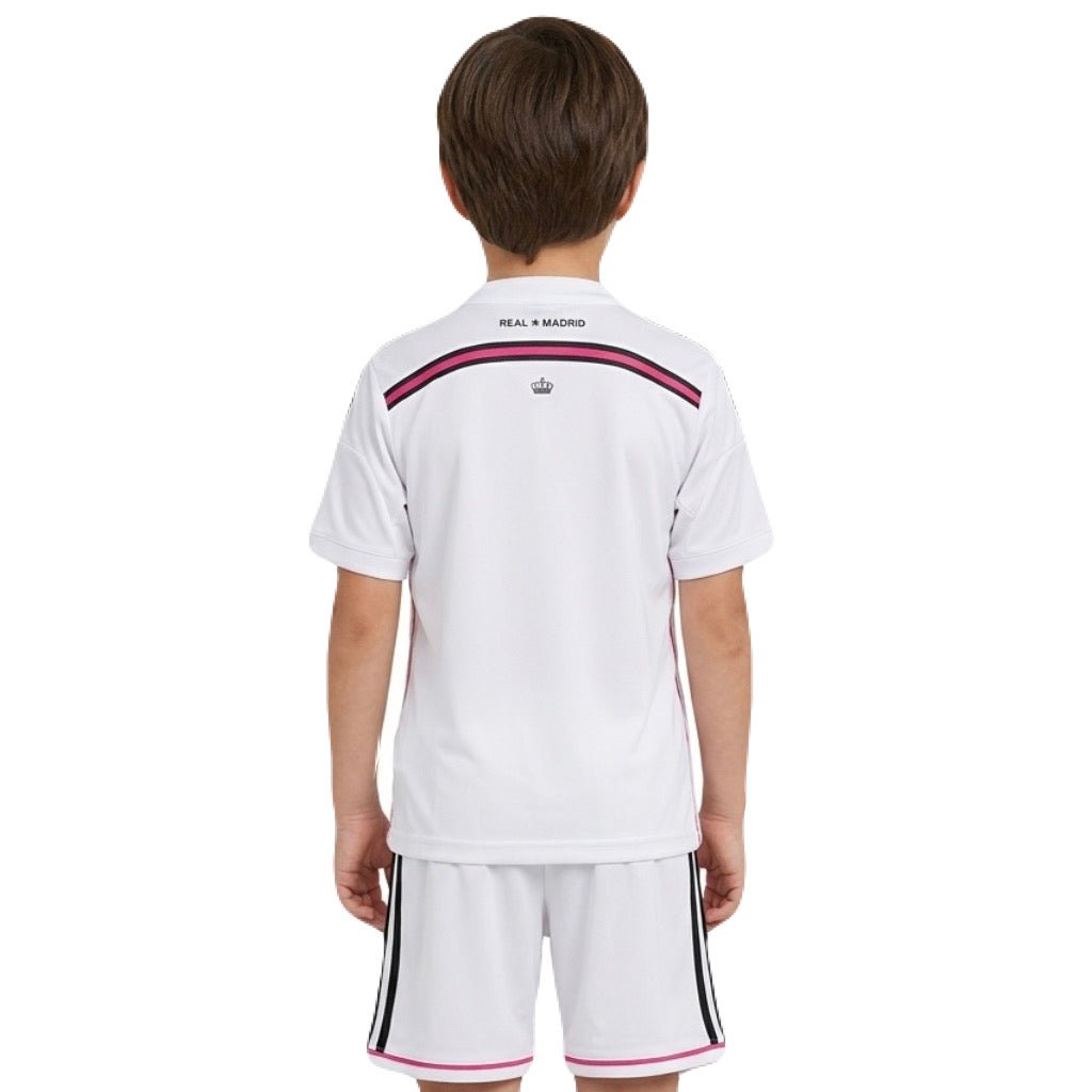 Kinder-Set Real Madrid Heim 14/15 (Retro)