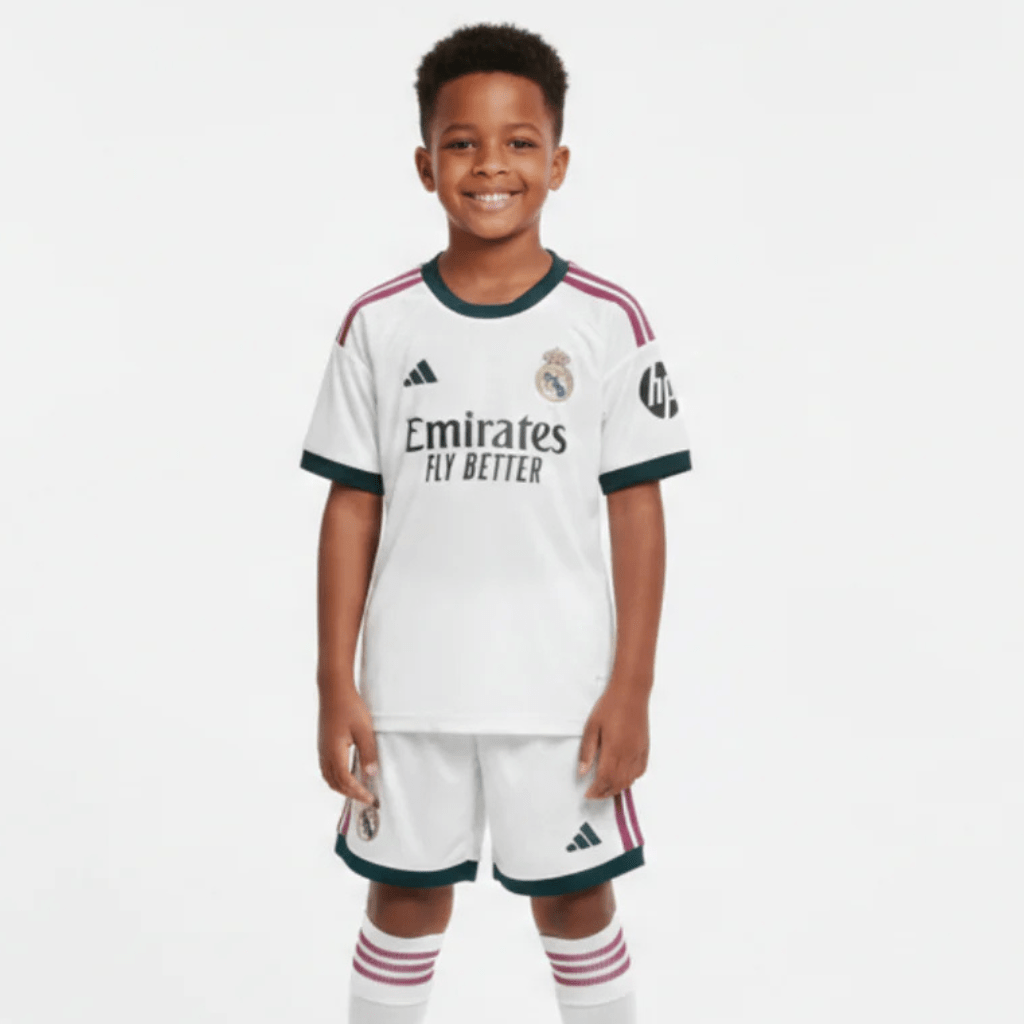 Kinder-Set Real Madrid Heimtrikot 26/27 Trikot und Shorts Weiß