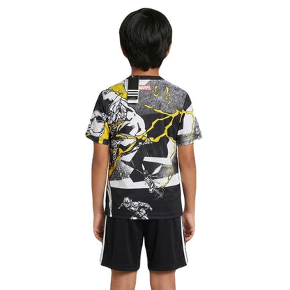 Kinder-Set Real Madrid Sonderedition Marvel 26/27 Trikot und Shorts