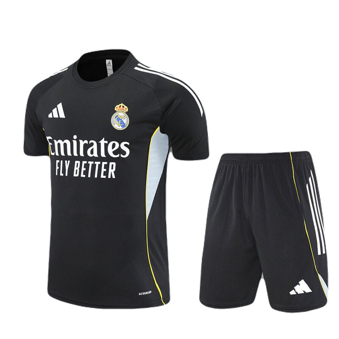 Kinder-Set Real Madrid Training 25/26 Trikot Und Shorts Schwarz