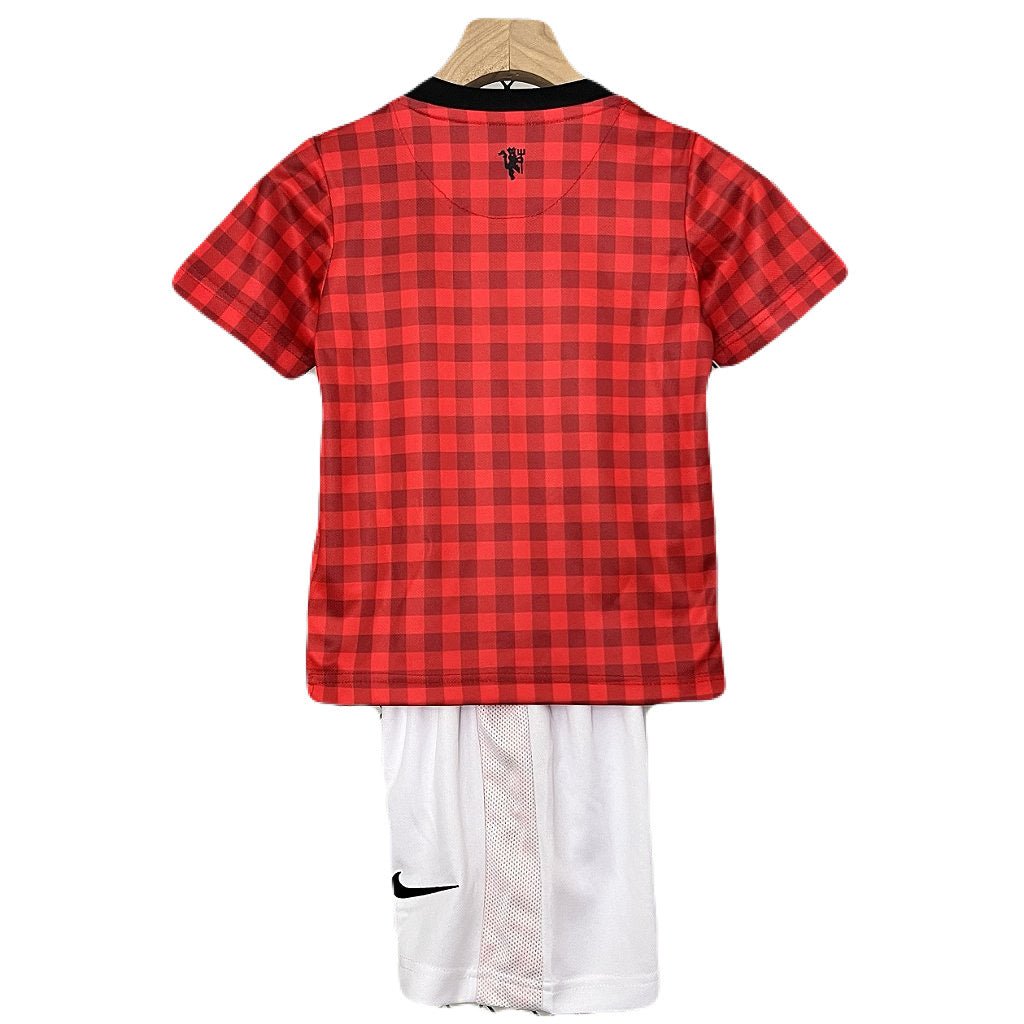 Manchester United Kinder-Set Heimtrikot 12/13 Rot und Weiß (Retro)