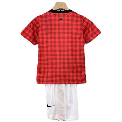 Manchester United Kinder-Set Heimtrikot 12/13 Rot und Weiß (Retro)