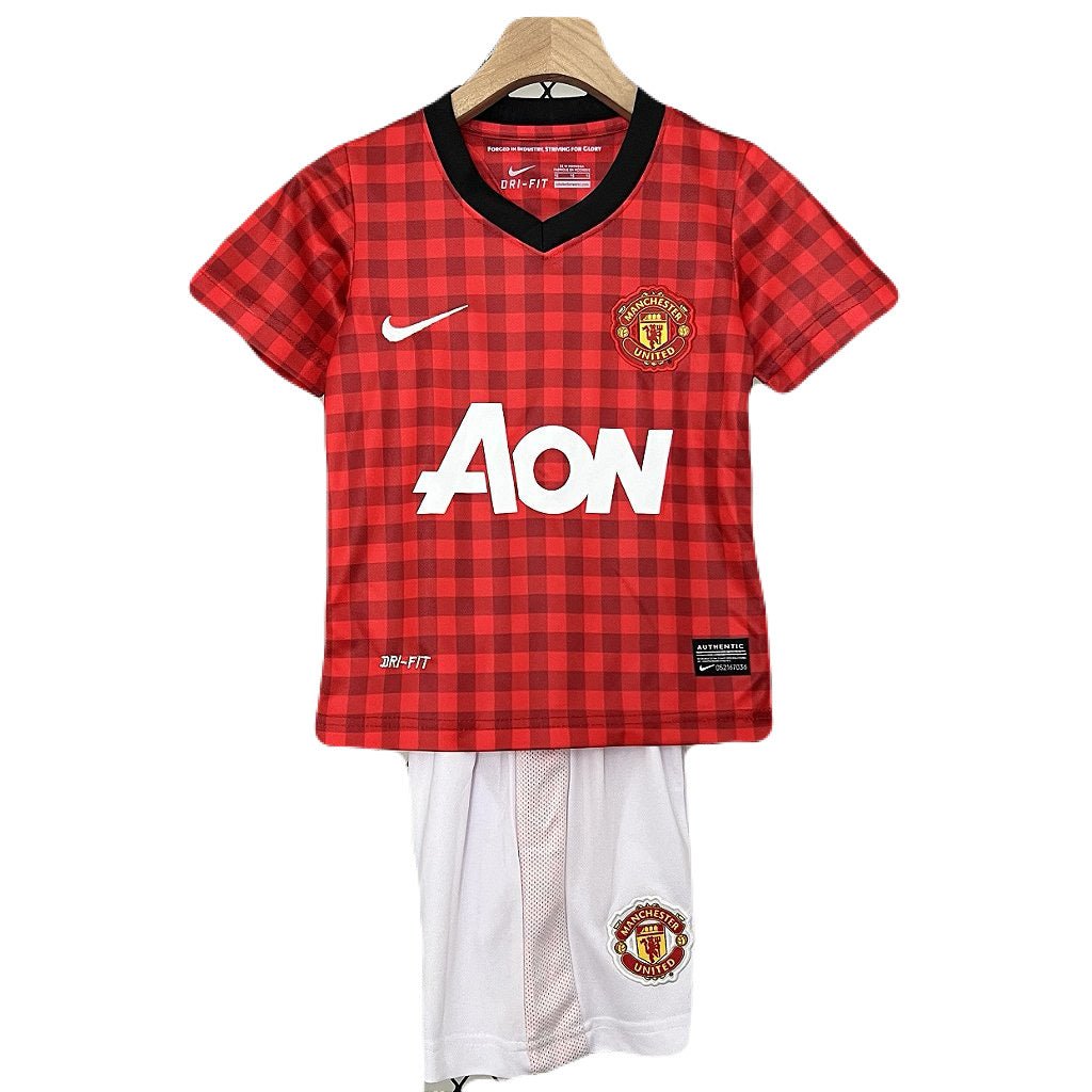 Manchester United Kinder-Set Heimtrikot 12/13 Rot und Weiß (Retro)