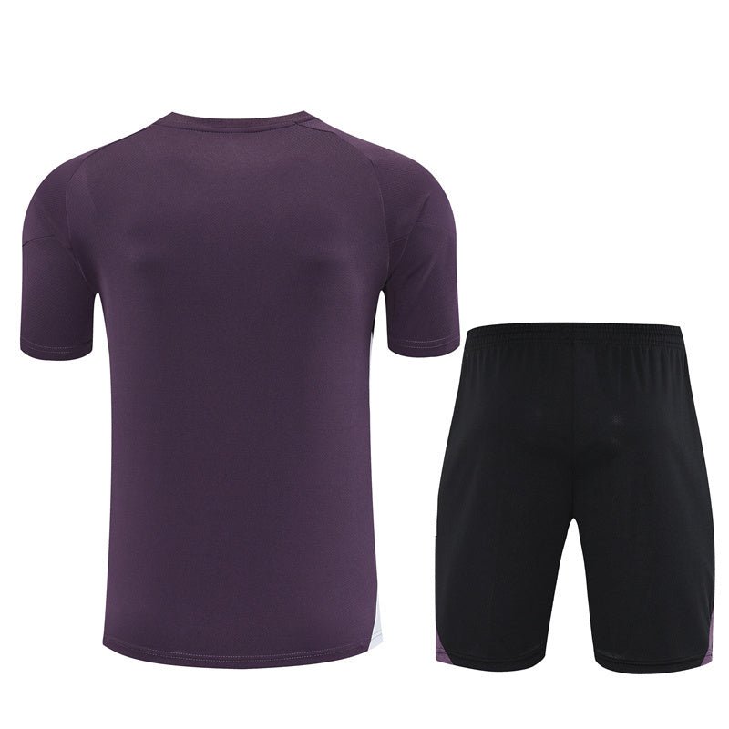 Manchester United Trainingsset 25/26 Trikot Lila und Shorts