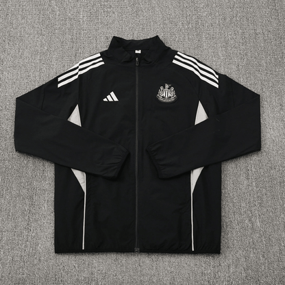 Newcastle Jacke 25/26 Herren Schwarz