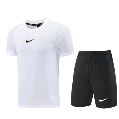 Nike Herren Set Trikot Weiß und Shorts Schwarz