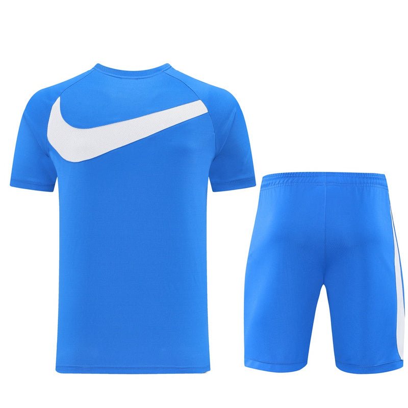 Nike Herren Set Trikot und Shorts Hellblau
