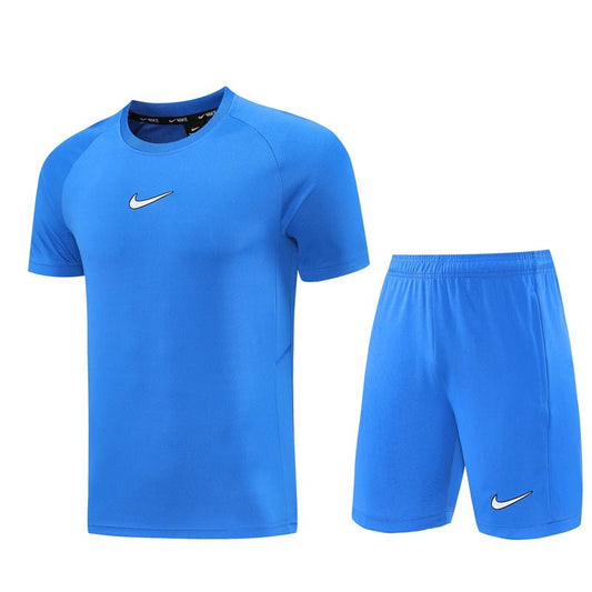 Nike Herren Set Trikot und Shorts Hellblau