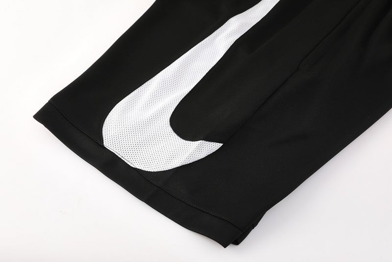 Nike Herren Set Trikot und Shorts Schwarz