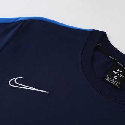 Nike Set Herren Trikot und Shorts