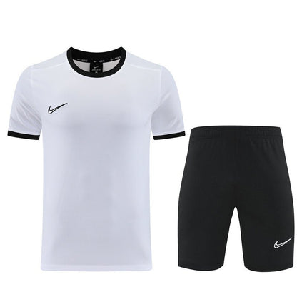 Nike Set Herren Trikot Weiß und Shorts Schwarz