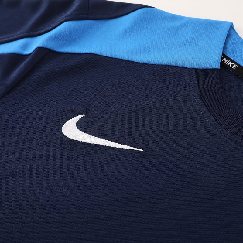 Nike Set Herren Trikot und Shorts