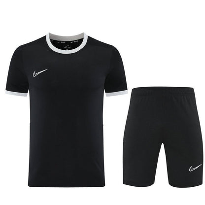 Nike Set Herren Trikot und Shorts Schwarz