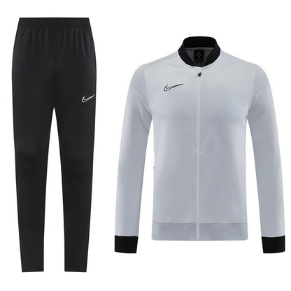 Nike Trainingsanzug Jacke Grau und Hose Schwarz Herren