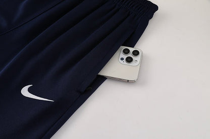 Nike Trainingsanzug Jacke Weiß und Hose Dunkelblau Herren