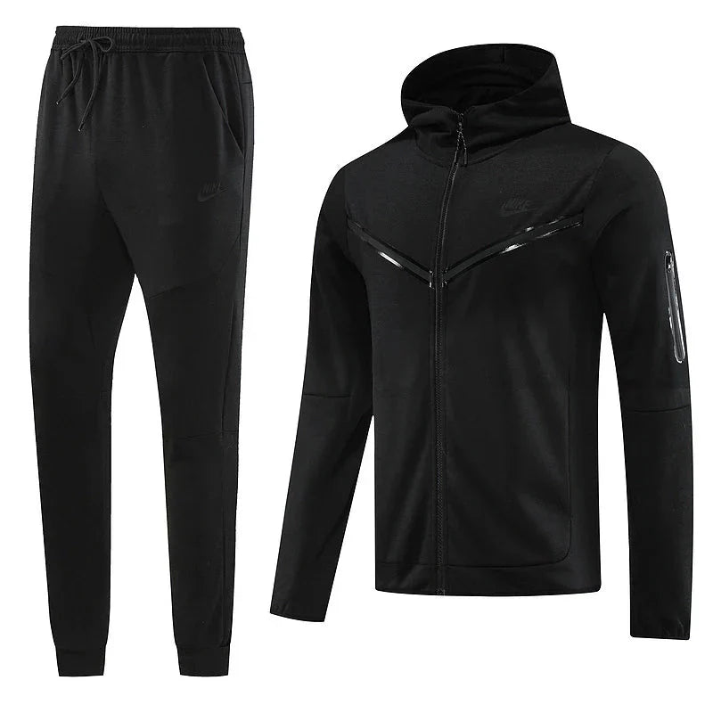 Nike Trainingsanzug Jacke und Hose Herren