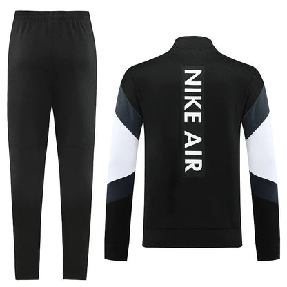 Nike Trainingsanzug Jacke und Hose Herren