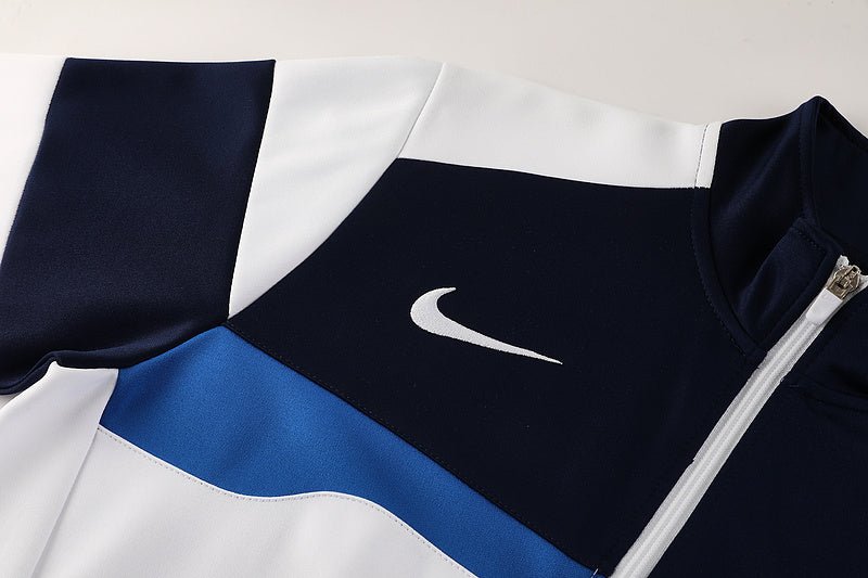 Nike Trainingsanzug Jacke Weiß und Hose Dunkelblau Herren