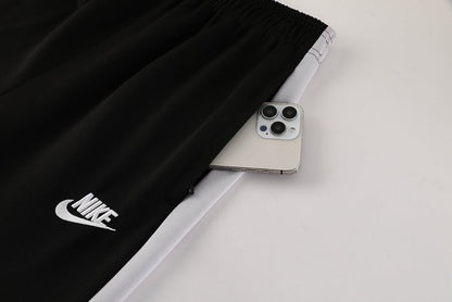 Nike Trainingsanzug Jacke und Hose Herren Schwarz & Weiß