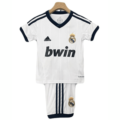 Real Madrid Kinder-Set Heimtrikot 12/13 Weiß (Retro)