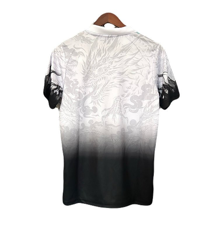 Real Madrid Edition Drache 25/26 Herren Fan-Version Weiß