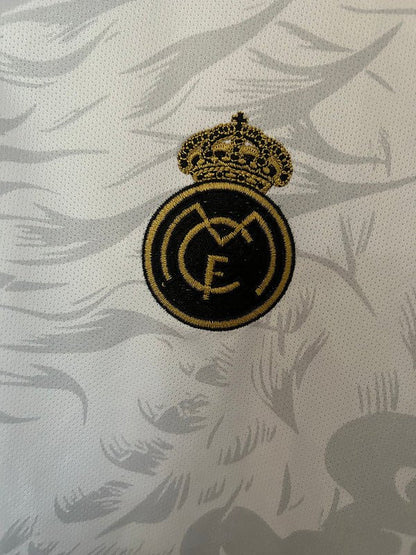 Real Madrid Edition Drache 25/26 Herren Fan-Version Weiß