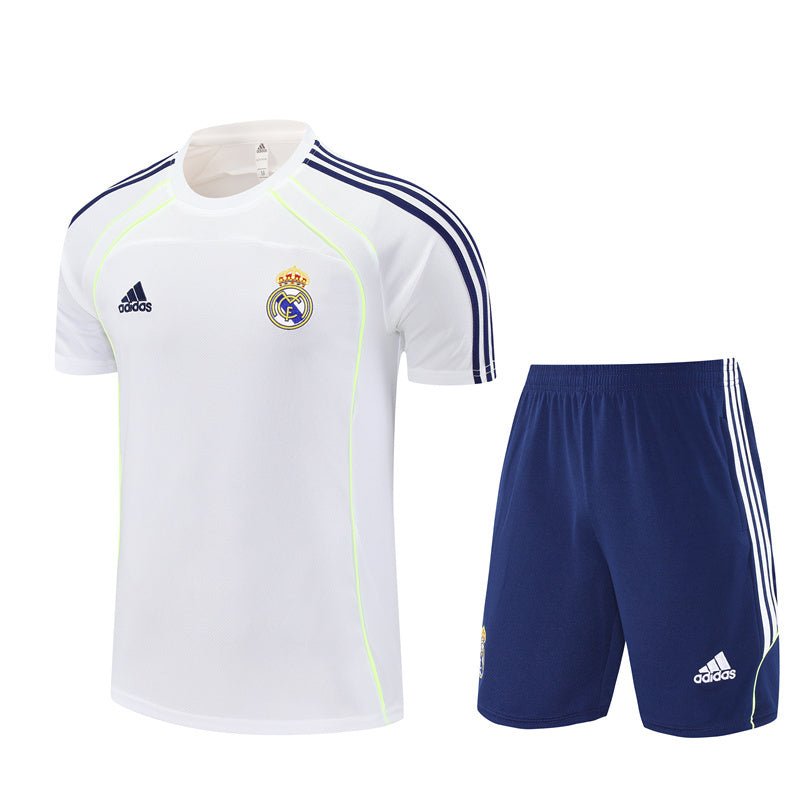 Real Madrid Madrid Trainingsset 25/26 Trikot Weiß und Shorts