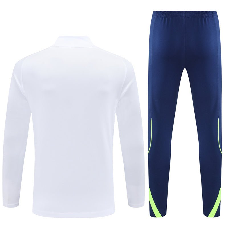Real Madrid Trainingsanzug 25/26 Herren Jacke Weiß und Hose Dunkelblau