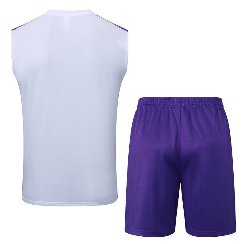 Real Madrid Trainingsset 25/26 Tanktop Weiß und Shorts Lila